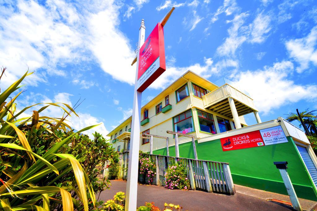 Ducks & Drakes Boutique Motel & Backpackers New Plymouth Eksteriør billede